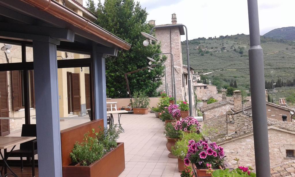 Albergo Il Cacciatore Spello Eksteriør bilde