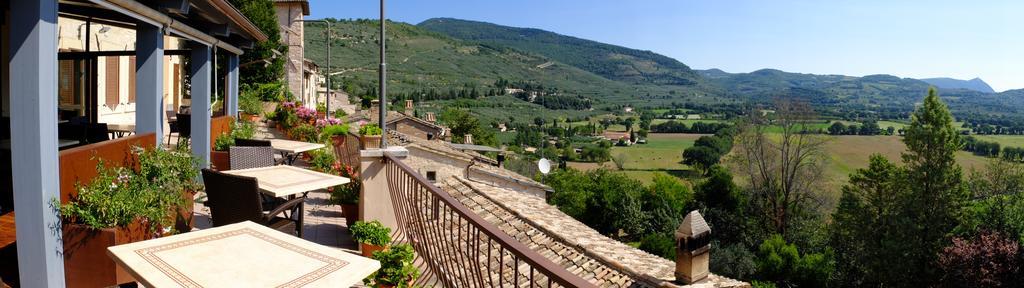 Albergo Il Cacciatore Spello Eksteriør bilde