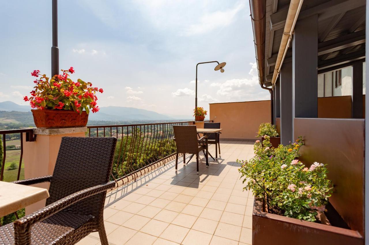 Albergo Il Cacciatore Spello Eksteriør bilde